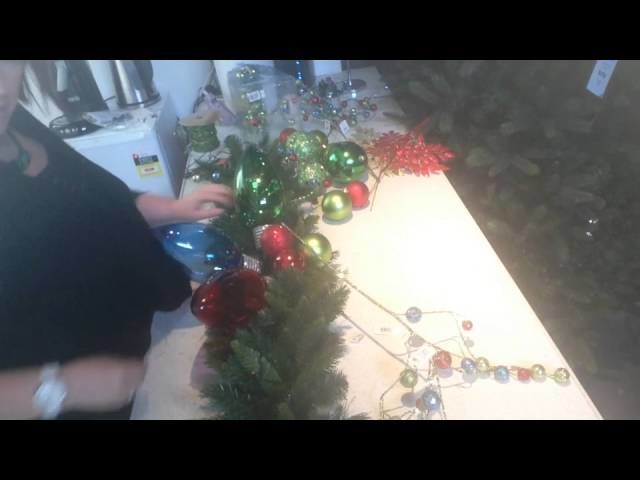 How to make a Christmas garland for your mantel or table.