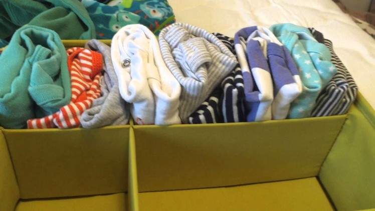 KonMari Method: Folding and Filing Baby Clothes (Cómo doblar ropa de bebé con el método konmari)