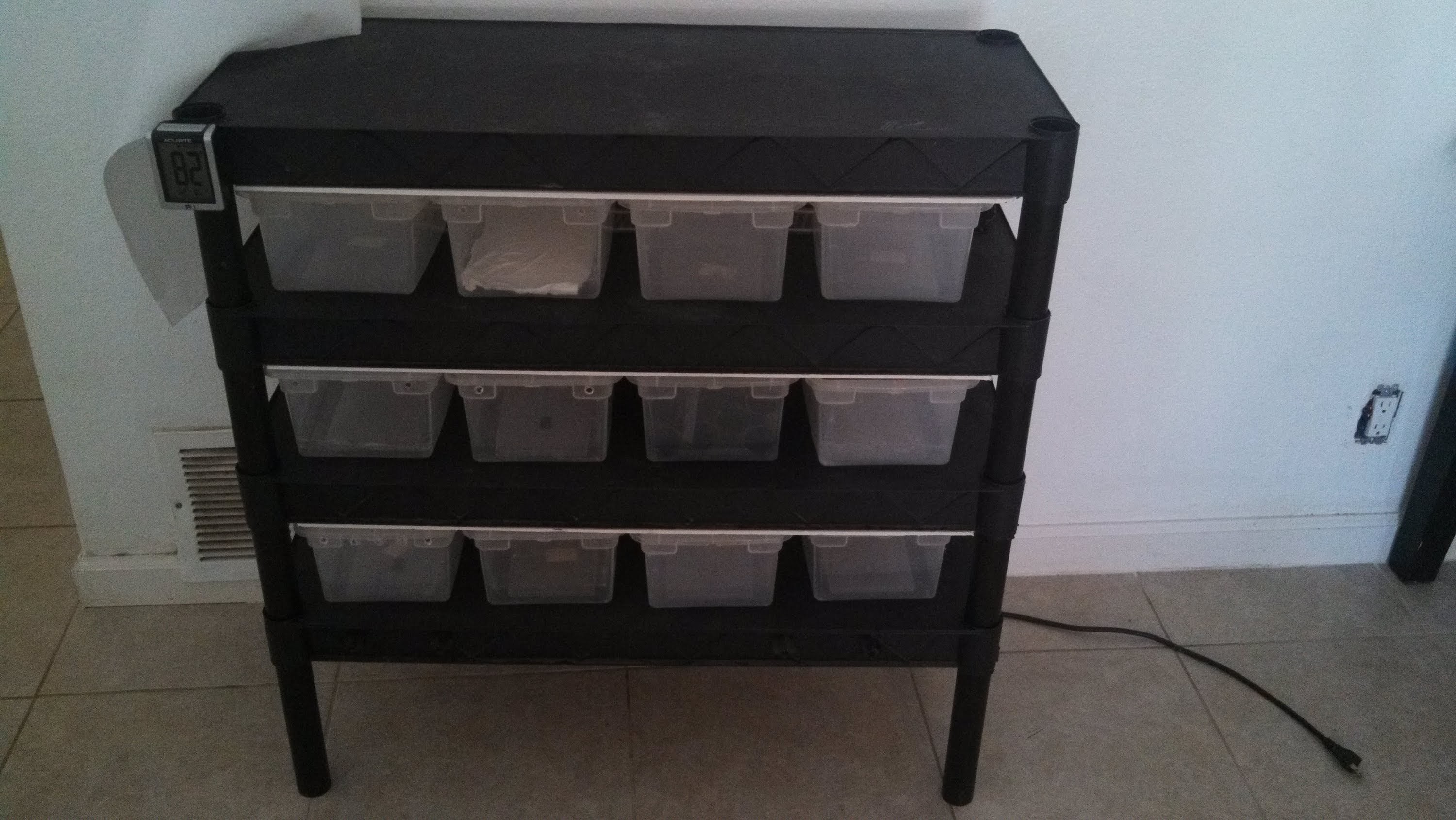 Diy Snake Rack 1 / Homemade snake rack for ball pythons подробнее