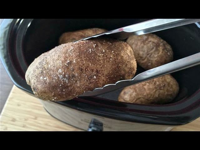 Crock Pot Baked Potatoes - How to Make Baked Potatoes in a Slow Cooker