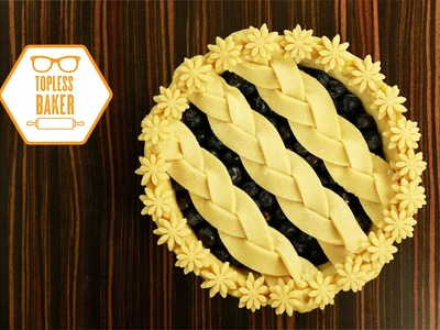 How To Make A Decorative Pie Crust - Topless Baker