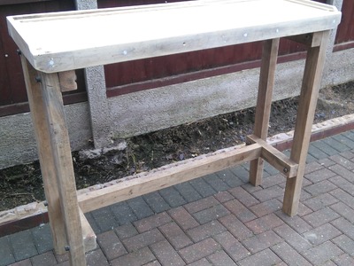 How To Make A Simple Workbench Out Of Reclaimed Wood