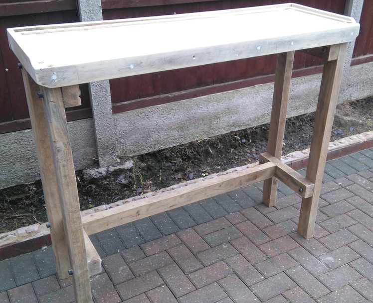 How To Make A Simple Workbench Out Of Reclaimed Wood