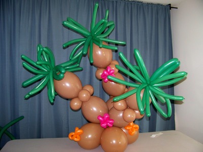 How To Make A Tropical Oasis Centerpiece With Balloons