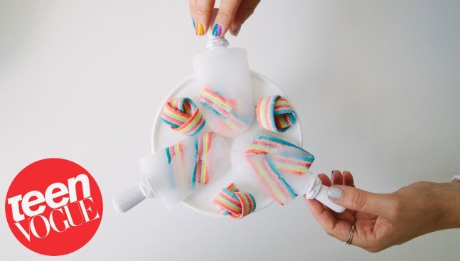 How to Make Two-Ingredient Rainbow Pops