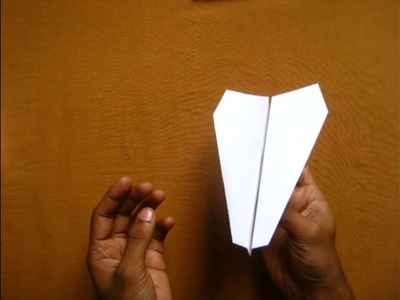 HOW TO MAKE A GLIDING PAPER PLANE