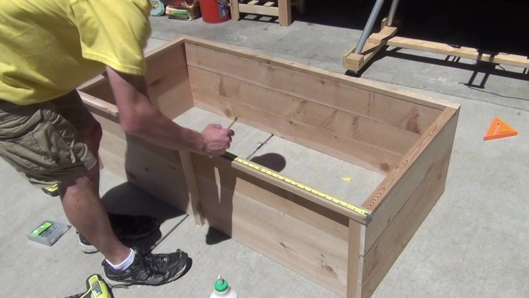 How to make a raised flower bed