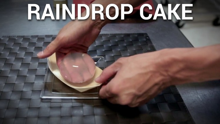 The Raindrop Cake is NYC and LA's Hottest Dessert. See How it Jiggles.