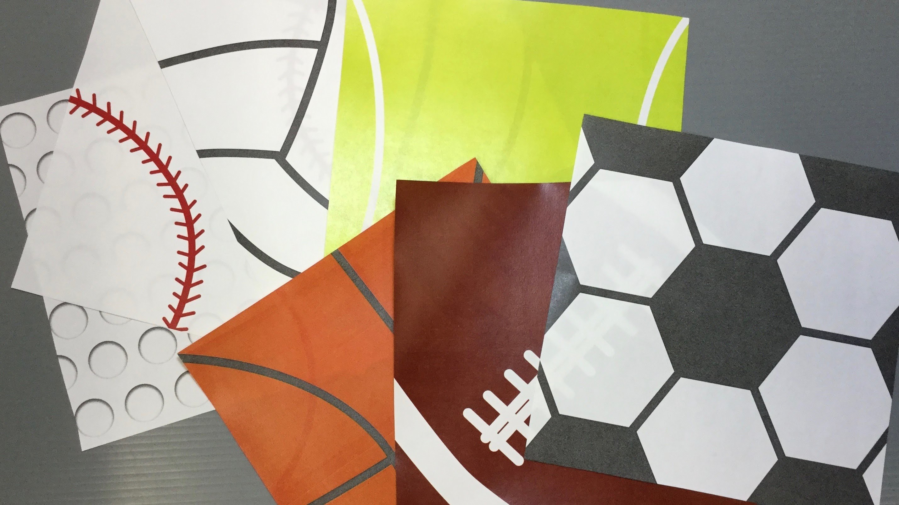 Sport papers. Оригами спортивная тематика. Оригами на тему спорт. Оригами на спортивную тему для детей. Оригами спортивные атрибуты.