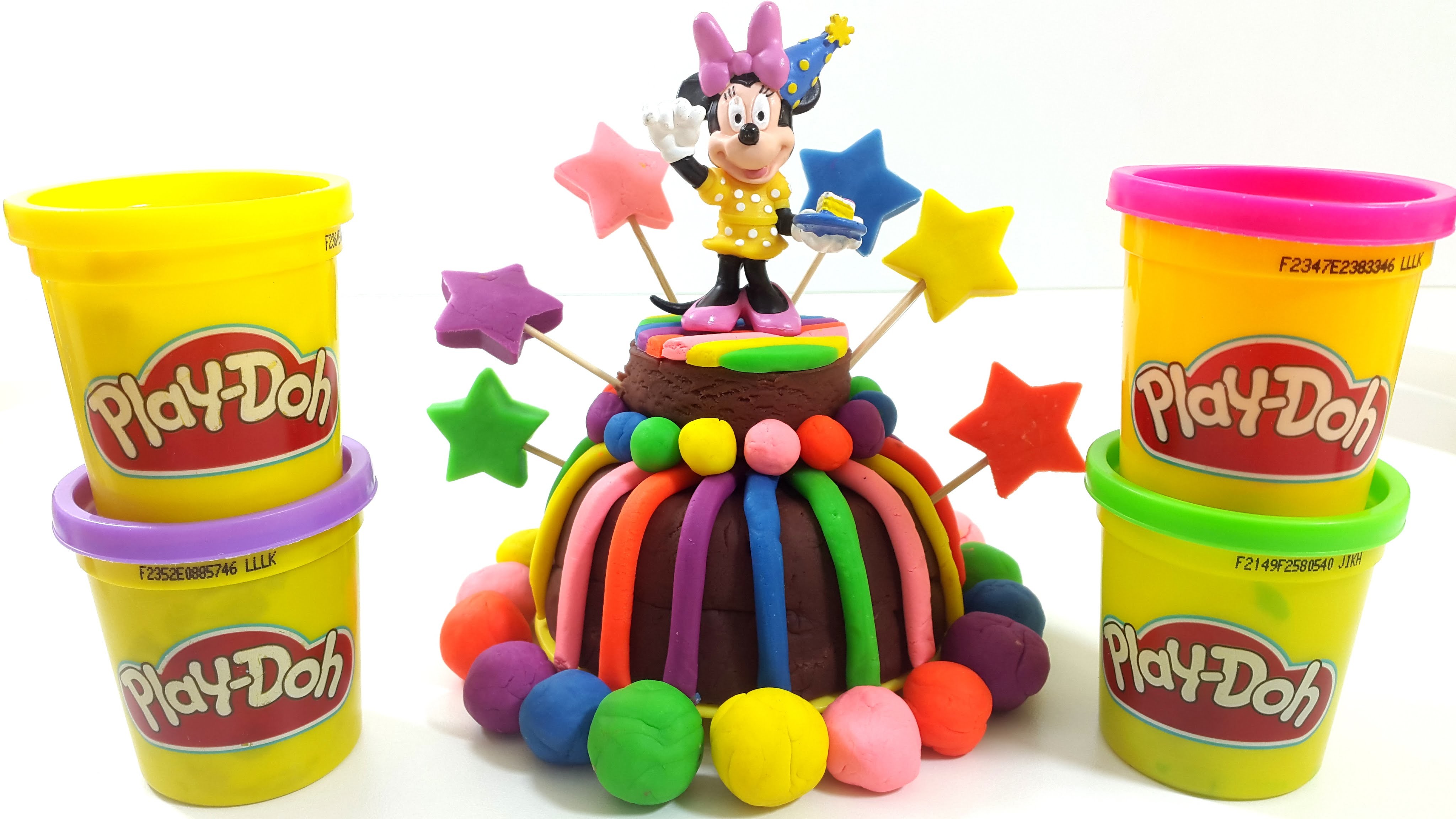 Play make. Play-Doh Cake. Play Doh Birthday Cake. Поделка из банки ПЛЕЙДО. Поделки из Play-Doh на день рождения.