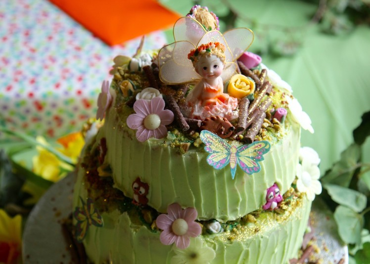 DIY Fairy Garden Cake