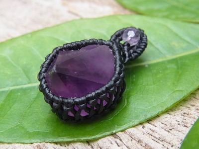 How to make a macrame Wrapped rough amethyst point pendant