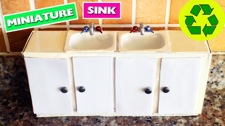 DIY | Miniature Kitchen Sink with doors that open and close