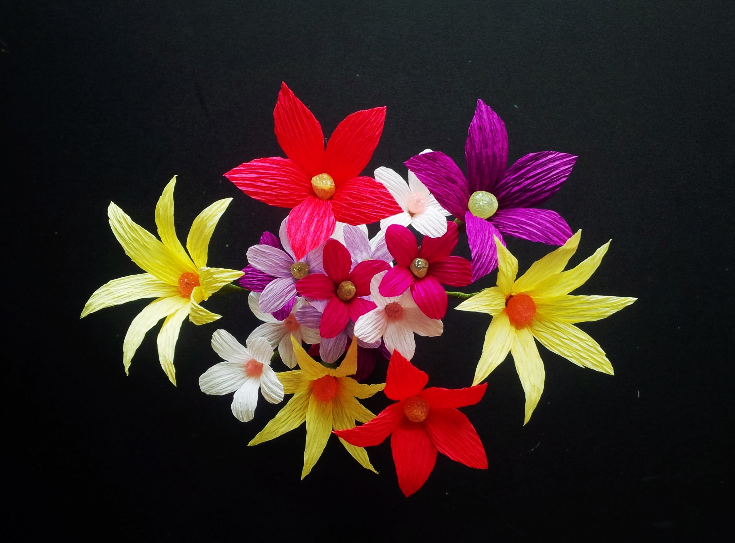 Easy Paper Flowers, Crepe Paper - Craft Tutorial