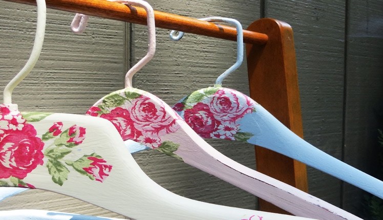 DIY Annie Sloan  Shabby Chic Hangers Decoupage