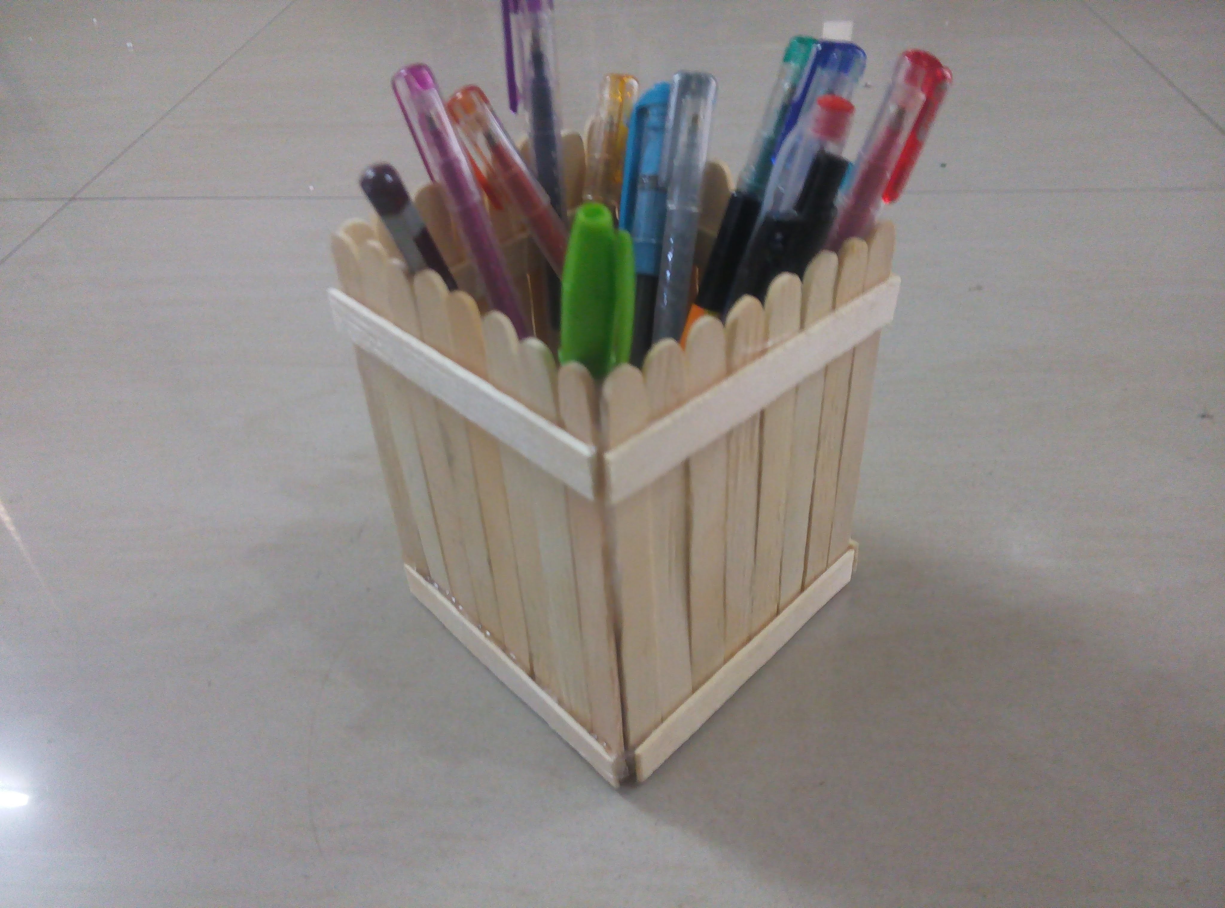 DIY How to make pen stand using Popsicle sticks. ice cream sticks