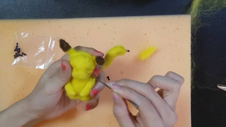 DIY Needlefelting - Here's how to make Pikachu
