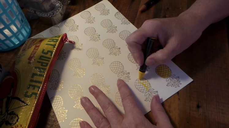 How To Make: DIY PINEAPPLE PATTERNED PAPER