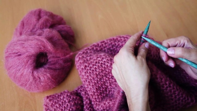 DIY Ingenua: Easy Garter Stitch Poncho Knitting Pattern