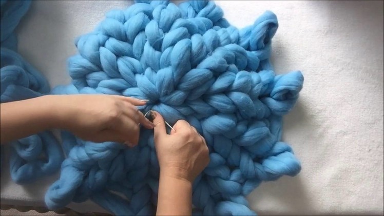 How to arm knit a cat bed with BeCozi