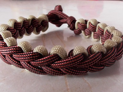 Learn How To Tie An Accented 3 Strand Braid Paracord Bracelet