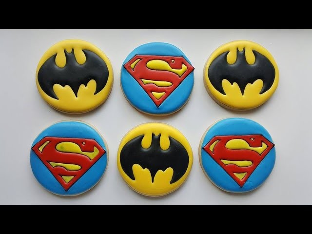 How to decorate a Superman inspired sugar cookie