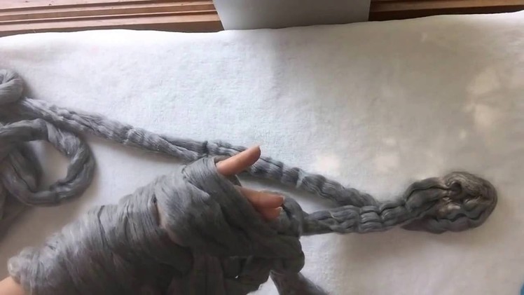 How to arm knit a blanket with BeCozi. Stockinette pattern