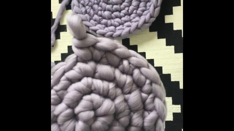 How To Crochet Chunky Yarn Roving NO HOOK Basket