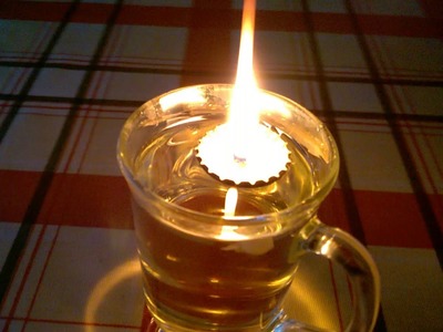 How To Make A Floating Wick Oil Lamp (from a bottle top)