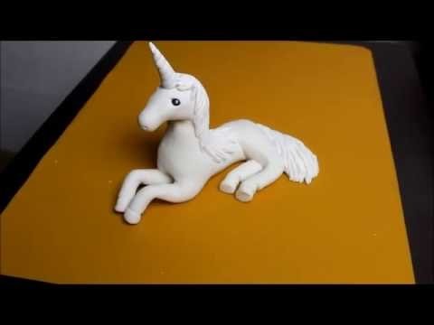 Edible unicorn tutorial. How to make Unicorn cake topper.
