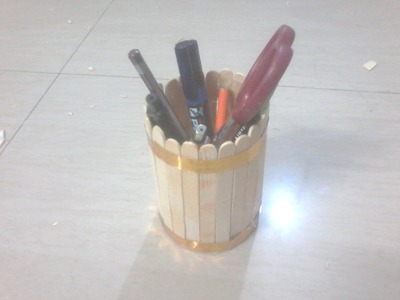 DIY: How to make pen stand (round shape) using Ice cream sticks. popsicle sticks & plastic bottle