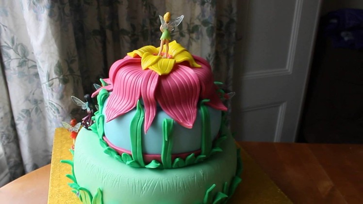 How to make a Tinkerbell cake