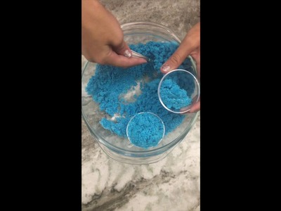 How To Make Lush Bath Bombs. DIY Bath Bomb Recipe :)