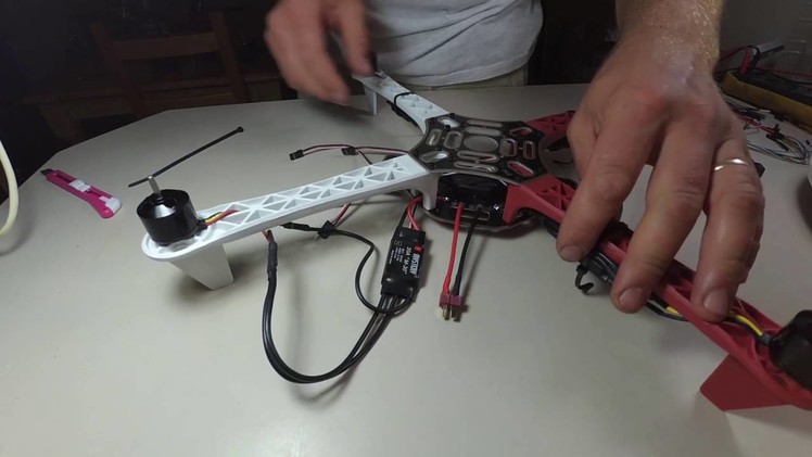 DIY How to build F450 quadcopter. Timelapse.