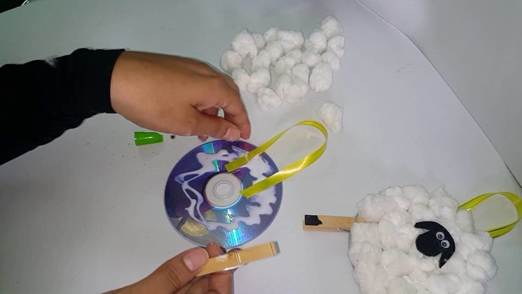 DIY How to make a lamb craft using CD