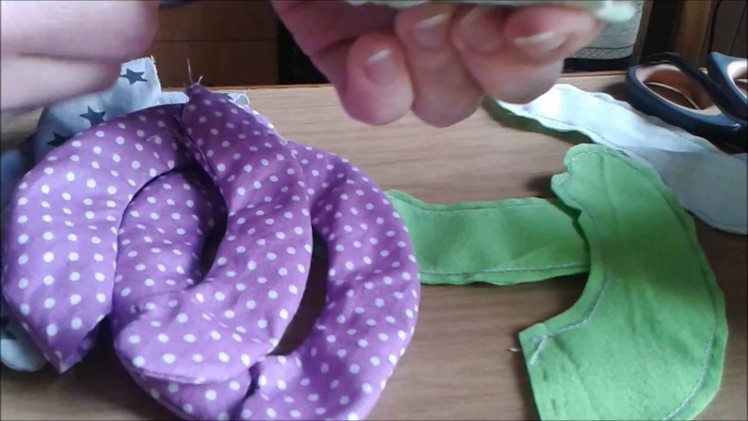 Sewing. How to turn it inside out - small objects :)