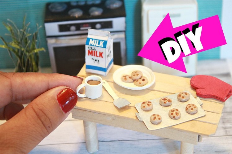 DIY Miniature Cookies made with hot glue