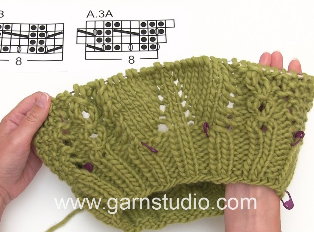 DROPS Knitting Tutorial: How to work the neck warmer in DROPS 171-18