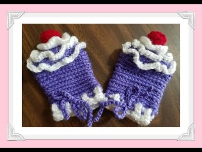 FREE Crochet Patty Cakes Baby's First Mittens Pattern