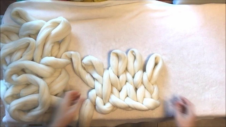 How to arm knit an infinity scarf with BeCozi