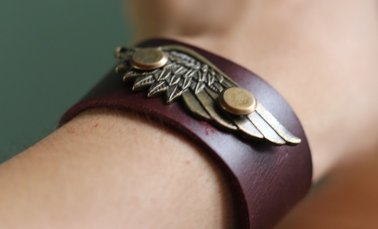 How to make a very Cool Leather Bracelet