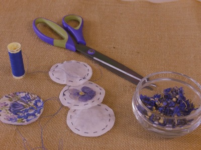 How to Make Cornflower Eye Soothers