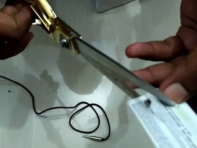 How to Make earphone holder from old atm card