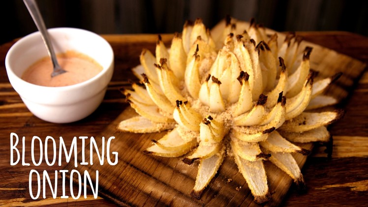 How to Make a Grilled Blooming Onion on the Weber Q Gas Grill | Tailgate Recipe!