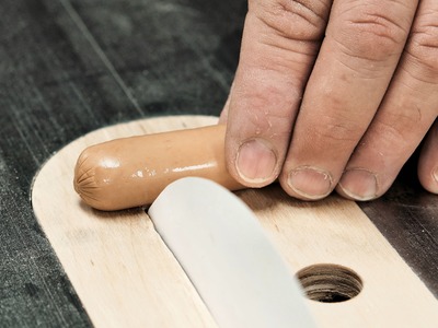 Can Paper Cut A Hot Dog? In Wienerific 4k!
