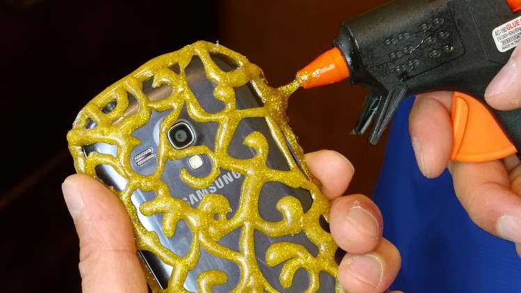 DIY PHONE CASE  Life Hacks - Hot Glue Craft