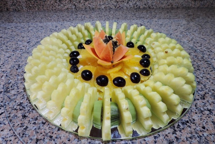 How to Cut and Serve Sliced Fruit