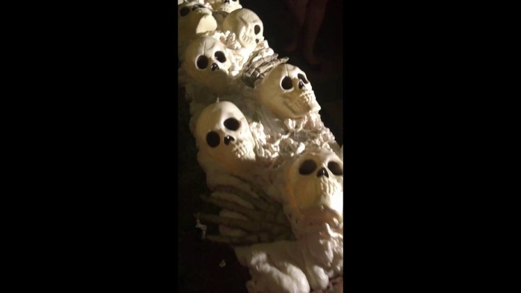 DIY : Halloween Skull Entrance