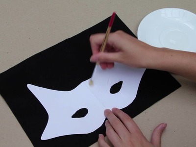 How to Make a Felt Cat Mask for Halloween - Easy Craft Tutorial for Kids