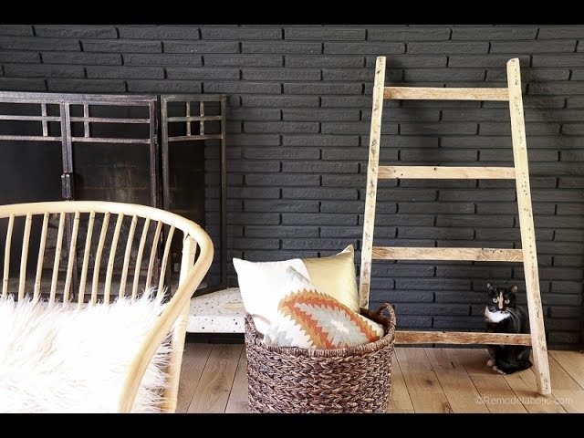 DIY Blanket Ladder Tutorial from Pallet wood; Build for Free!